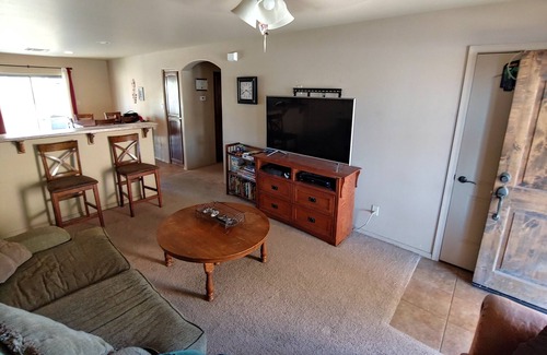 Yuma House | Relaxing home in nice neighborhood/culdasec