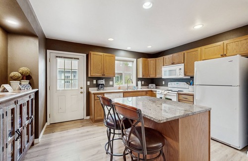 Whitefish House | Relaxing Home Near Whitefish Lake Golf - Just a Mile from Whitefish & the Lake