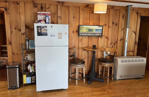 Westmore Cabin | Relaxing lakeside living nSandy beach right on the water Family friendly