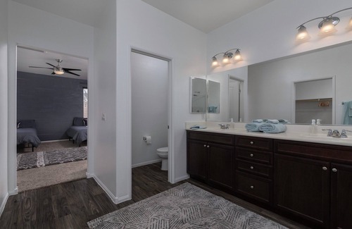 North Las Vegas House | Relaxing large home near VA hospital, air force base and Las Vegas strip 8 adult