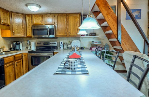 Sevierville Condo | Relaxing Mountain Wynnes
