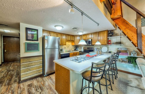 Sevierville Condo | Relaxing Mountain Wynnes
