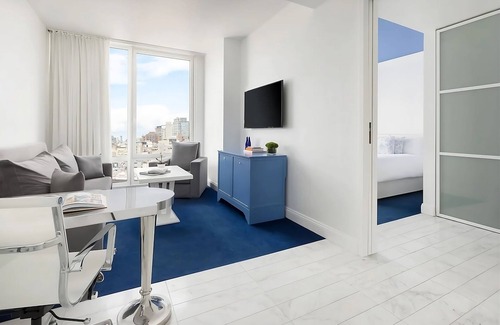 SoHo Hotel | Relaxing NYC Getaway Awaits! Spacious Suite with Separate Living Room, City View