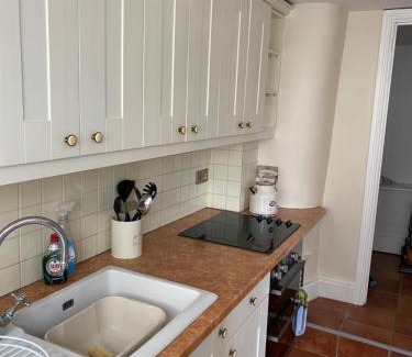 Ross-on-Wye Apartment | Relaxing Riverside Retreat, Ross on Wye