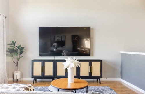 Fargo House | Relaxing South Fargo Home.