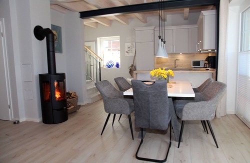 Eilsum House | Relaxing vacation home "Sielentium" at the Sieltief near Greetsiel!