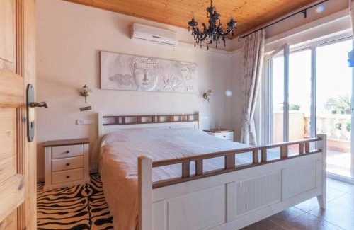 Sant Pere Pescador House | Relaxing Villa Steps from Beach