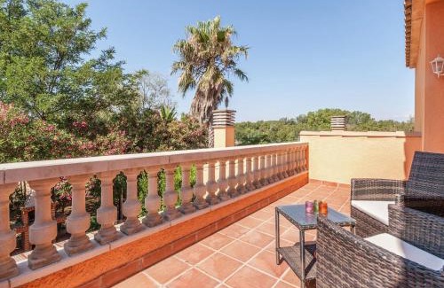 Sant Pere Pescador House | Relaxing Villa Steps from Beach