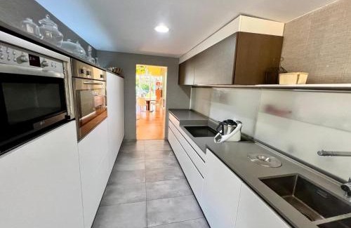 Torrent Apartment | Relaxing Villa with private pool
