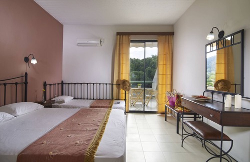 Vourvourou Hotel | Rema Hotel