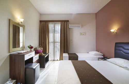 Vourvourou Hotel | Rema Hotel