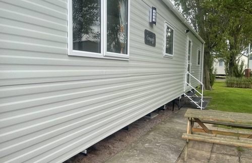 Minehead Ski Chalet | Remarkable 1-Bed Chalet in Minehead