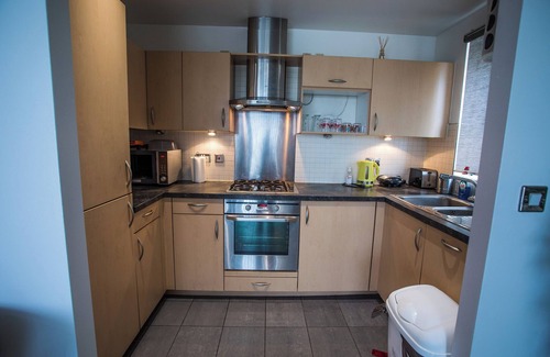Greenwich Apartment | Remarkable 2-bed Apartment With Sea View