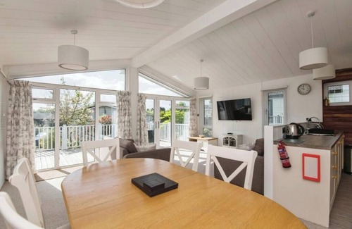 Honiton Cabin | Remarkable 3-Bed Lodge in Honiton