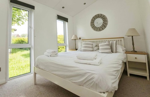 Honiton Cabin | Remarkable 3-bed Lodge in Honiton