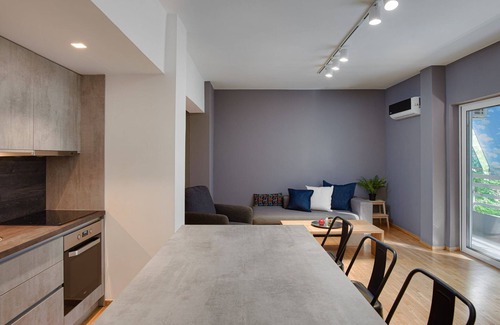 Koukaki Villa | Remarkable Athens Apartment | 1 Bedroom | Apartment Koukei | Balcony | Koukaki.