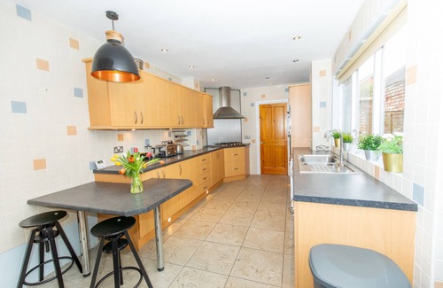 Belfast Apartment | Remarkable Luxurious Home at the Edge of City