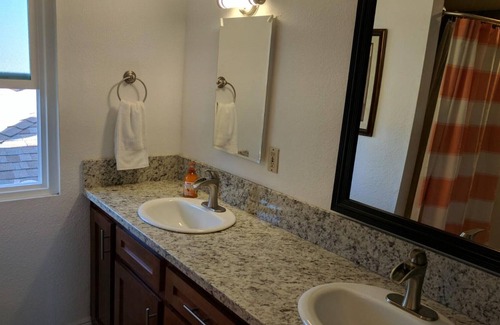 Downtown Apartment | Remodel Beach 4PLEX ~ Pets Allowed!!