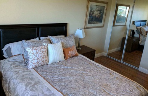 Downtown Apartment | Remodel Beach 4PLEX ~ Pets Allowed!!
