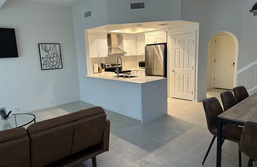 Palm Desert House | Remodeled 2 bed 3 bath Ironwood Country Club Private Spa in Courtyard