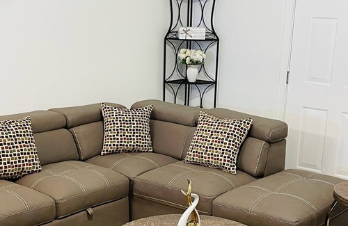 Auburn House | Remodeled 3 bedroom home close to downtown Auburn