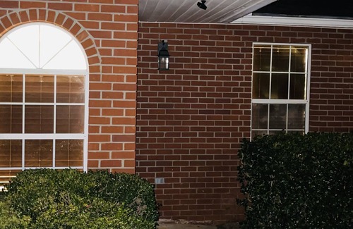 Auburn House | Remodeled 3 bedroom home close to downtown Auburn
