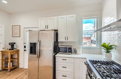 Lincoln Park House | Remodeled 3bd I Baker I Broadway I Sante Fe I CBD