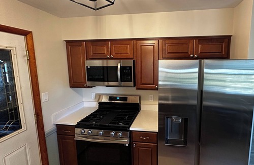 Bradley House | Remodeled 3BR Home Near ONU