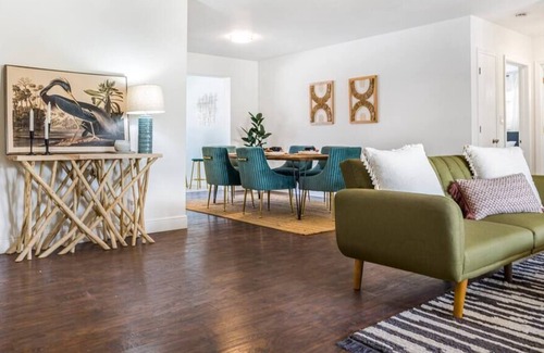 Imperial Point House | Remodeled | 3BR | Pool
