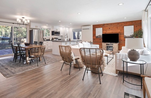 Deschutes River Woods House | Remodeled & Adorable, Forest Getaway, Fish, Bike, Hike