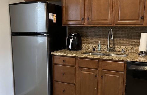 Buechel Apartment | Remodeled apartment 15 mins. From downtown Louisville