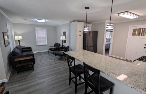 Augusta House | Remodeled Bungalow walking distance to Augusta National