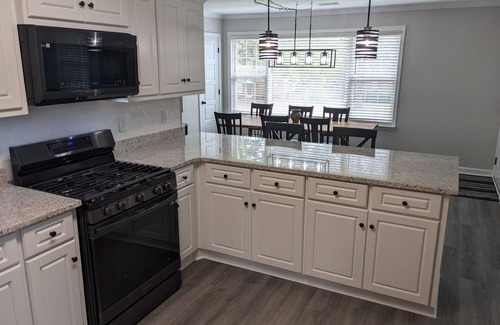Augusta House | Remodeled Bungalow walking distance to Augusta National