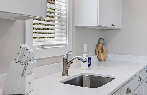 Winterport Cottage | Remodeled cottage with river views, propane firepit + wifi
