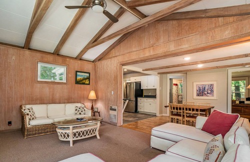 Frankfort Cottage | Remodeled cottage with a modern kitchen, fireplace, kayaks, & paddle boards