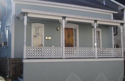 Yachting Village House | Remodeled Downtown Newport Home: Steps from Everything in Town