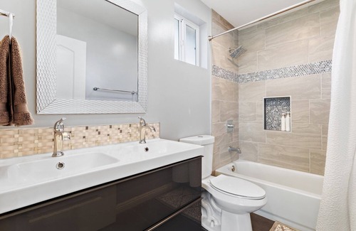 Moreno Valley House | *Remodeled Home* Field Air Museum-7 minutes away