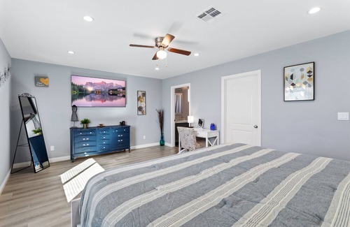 Moreno Valley House | *Remodeled Home* Field Air Museum-7 minutes away