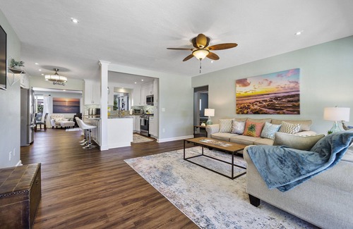 Garden Isles House | Remodeled Home w/Hot Tub in Pompano Beach! 3 Bedrooms & 2 FULL Bathrooms