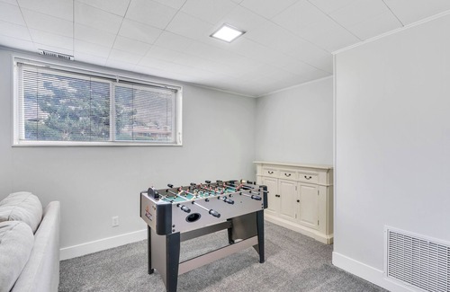 Kaysville House | Remodeled House - Close to Lagoon, Hill AFB, and hiking trails. Pet-friendly!