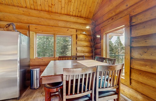 Sandpoint House | Remodeled log home on Schweitzer Mountain w/private hot tub - 1/2 mile to lifts