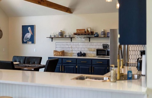 Hiawassee Cabin | Remodeled Mountain Cabin Over looking Lake Chatuge.