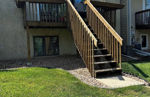 Waconia House | Remodeled Townhome - Close to - The Lake - Quaint Downtown - The Hospital