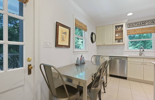 Southampton House | Remodeled Treasured Family Home-Southampton,NY on Lake &Close to Village & Beach