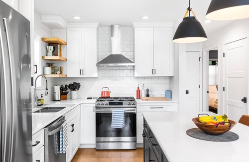 Markesan House | Remodeled Tuleta Hill Gem