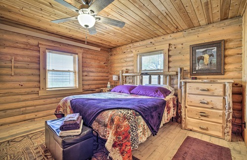 Glendo House | Remote Cabin with Gas Stove Less Than 7 Mi to Town!