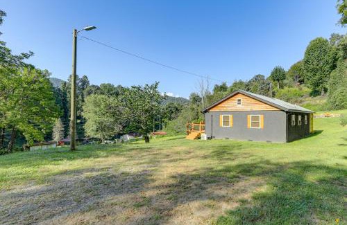 Tuckasegee House | Remote Home with Deck and Grill in Scenic Tuckasegee!