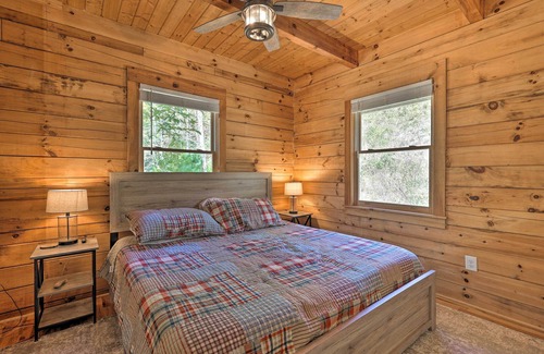 Purlear Cabin | Remote Mountain Escape w/ Hot Tub & 122 Acres!