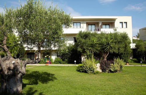 Haniotis Apartment | Renaissance Hanioti Resort