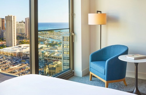 Ala Moana Hotel | Renaissance Honolulu Hotel & Spa